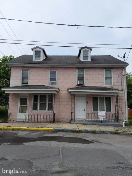 25-27 MAIN ST, Middleport, PA 17953