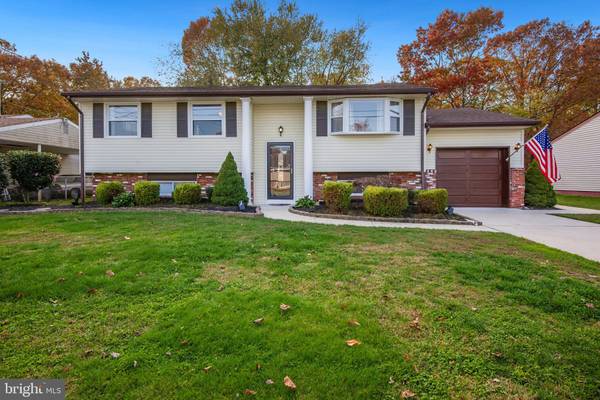 845 LOIS DR, Williamstown, NJ 08094