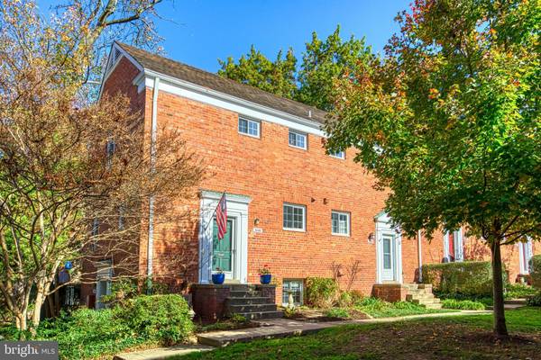 3446 GUNSTON RD #727, Alexandria, VA 22302