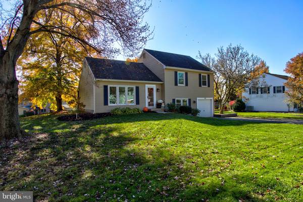 Lancaster, PA 17601,104 RIDINGS WAY