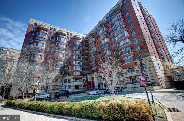 2400 CLARENDON BLVD #205, Arlington, VA 22201