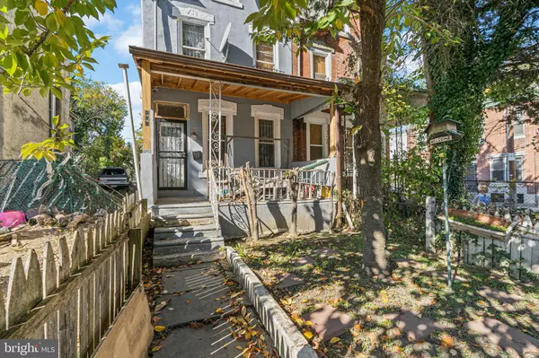 319 E ARMAT ST, Philadelphia, PA 19144