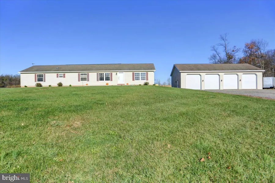 675 OAKVILLE RD, Shippensburg, PA 17257