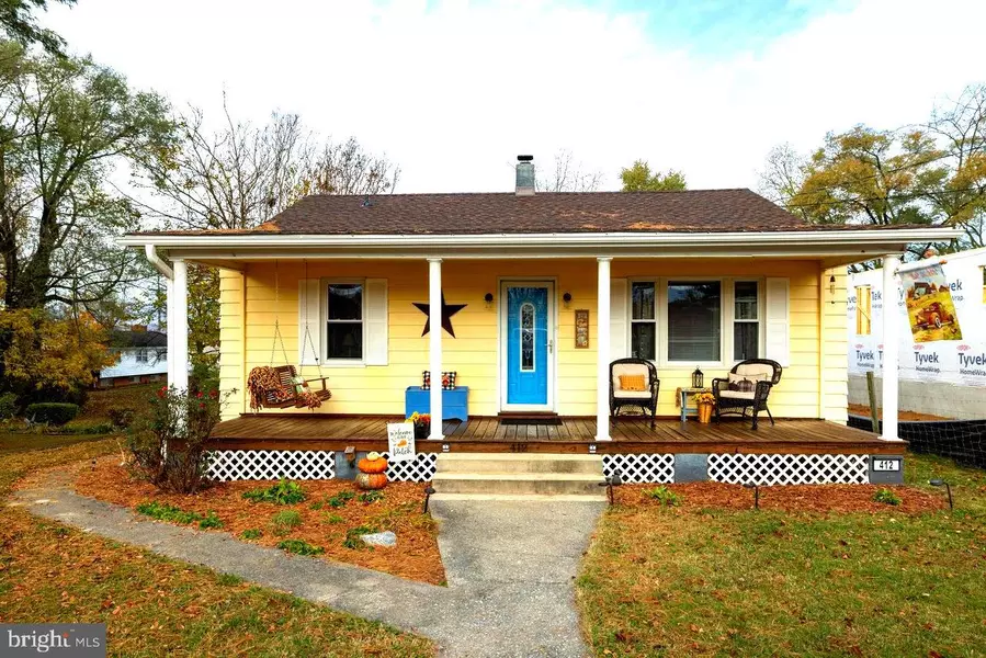 412 FOURTH ST, Luray, VA 22835