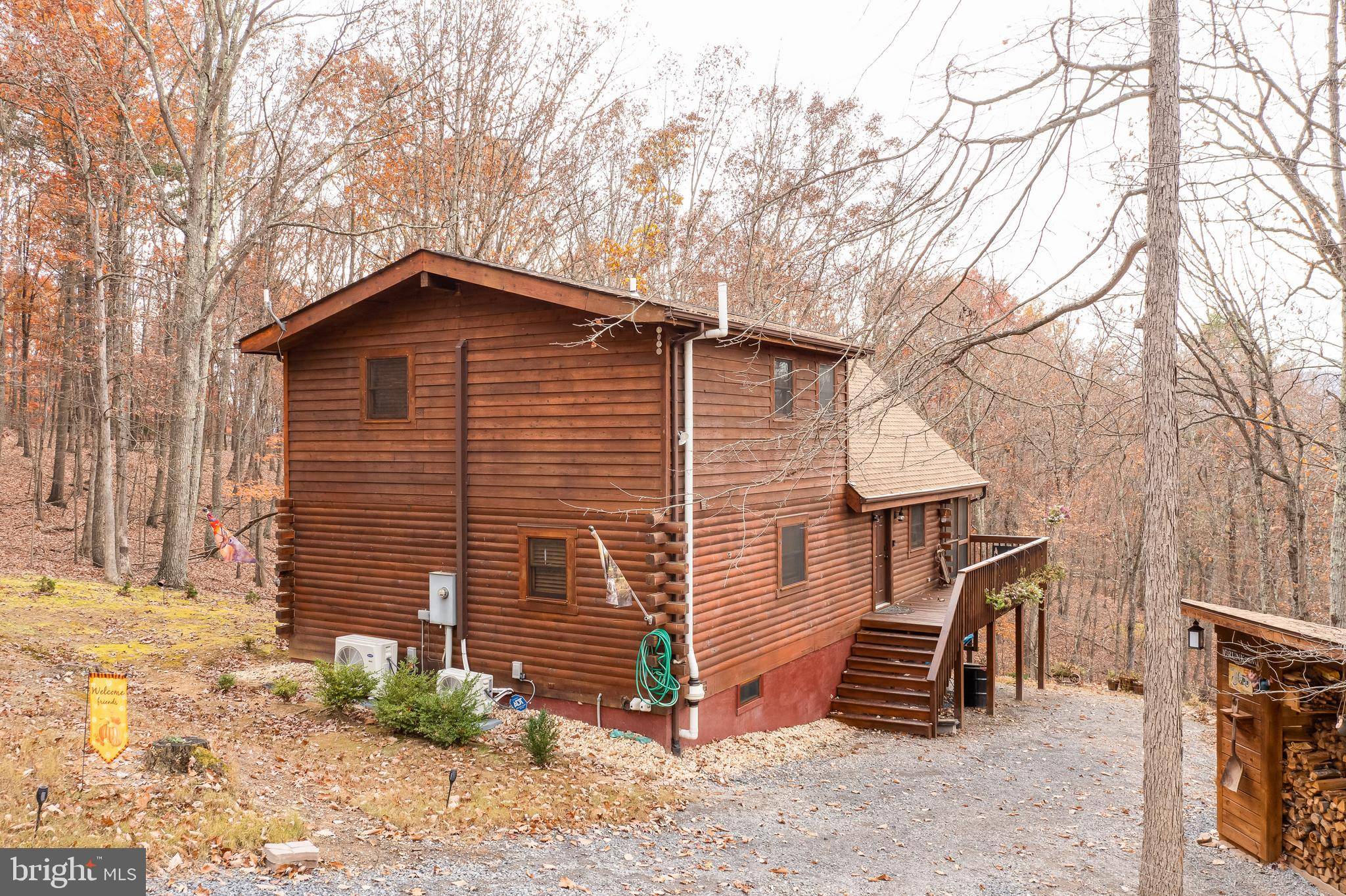 2546 CROSSINGS VIEW RD, Paw Paw, WV 25434