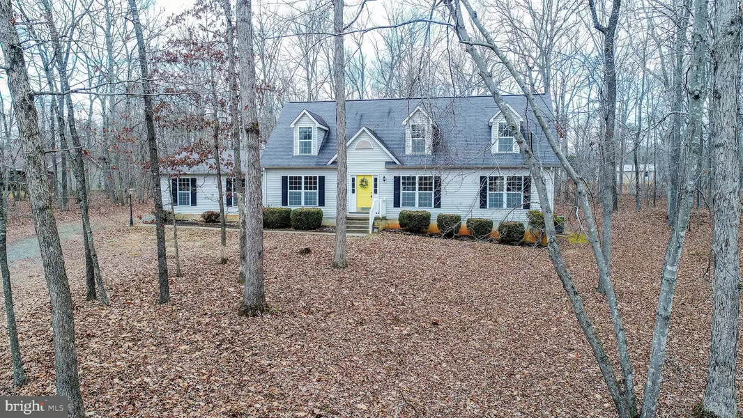 80 FAIR OAKS DR, Scottsville, VA 24590