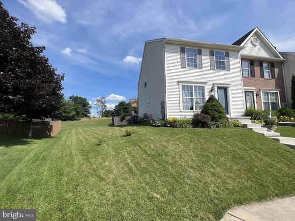 Littlestown, PA 17340,21 JOHNAMAC N