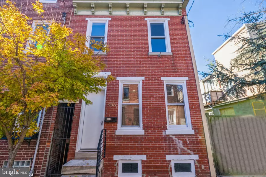 908 S BODINE ST, Philadelphia, PA 19147