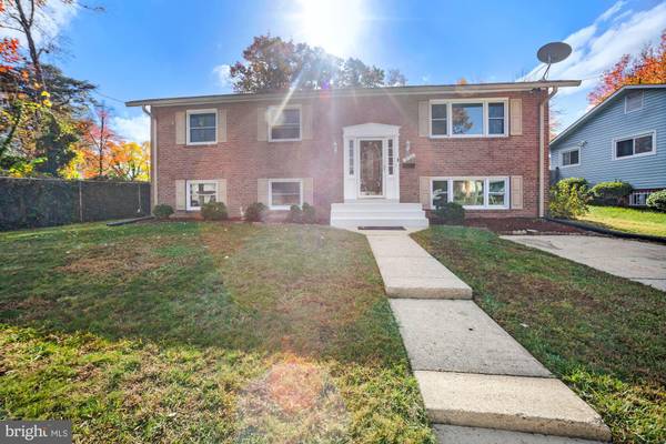 2128 ROSLYN AVE, District Heights, MD 20747