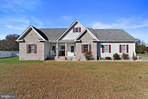 105 E LUCKY ESTATES DR, Harrington, DE 19952