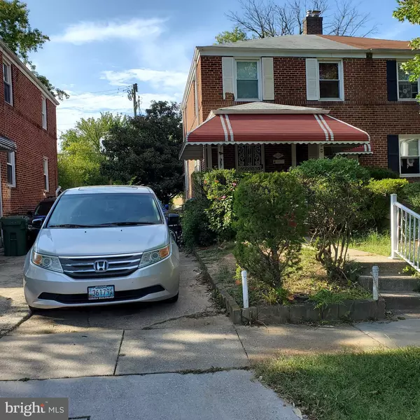 5104 LEVINDALE RD, Baltimore, MD 21215