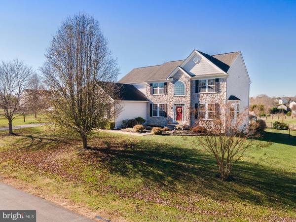 23 CONTRAIL DR, Kearneysville, WV 25430