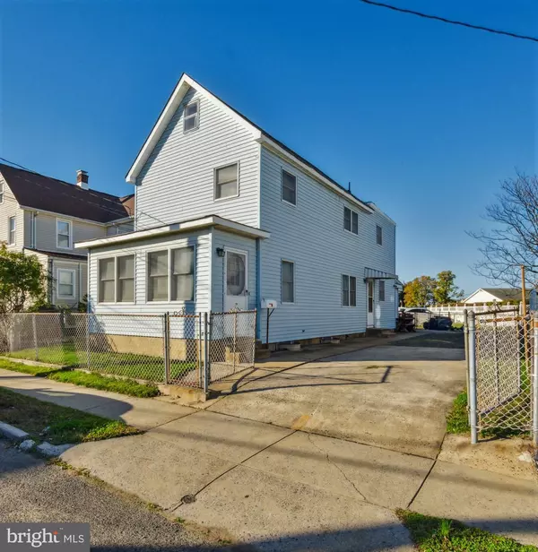 17 CHARLES ST, South River, NJ 08882