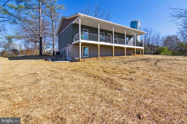 9 E SHARON DRIVE DR, Boyce, VA 22620