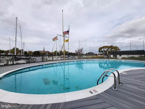 Annapolis, MD 21403,300 BURNSIDE ST #19