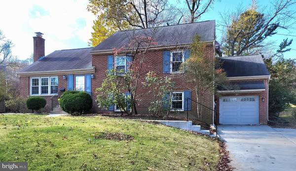 6902 CLEMSON DR, Alexandria, VA 22307