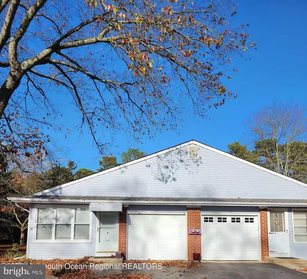 17 CROCUS LN #A,  Whiting,  NJ 08759