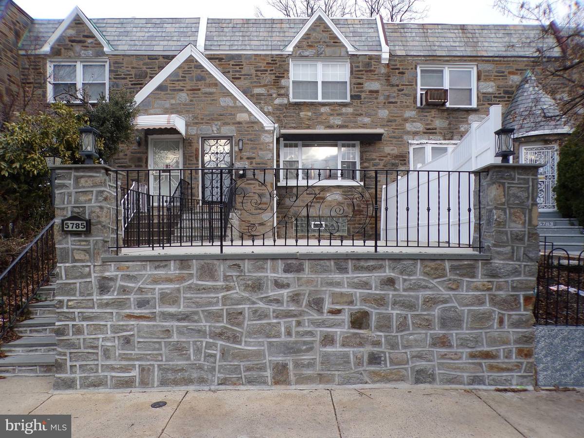 Philadelphia, PA 19141,5785 KEMBLE AVE