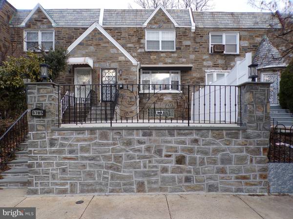 5785 KEMBLE AVE, Philadelphia, PA 19141