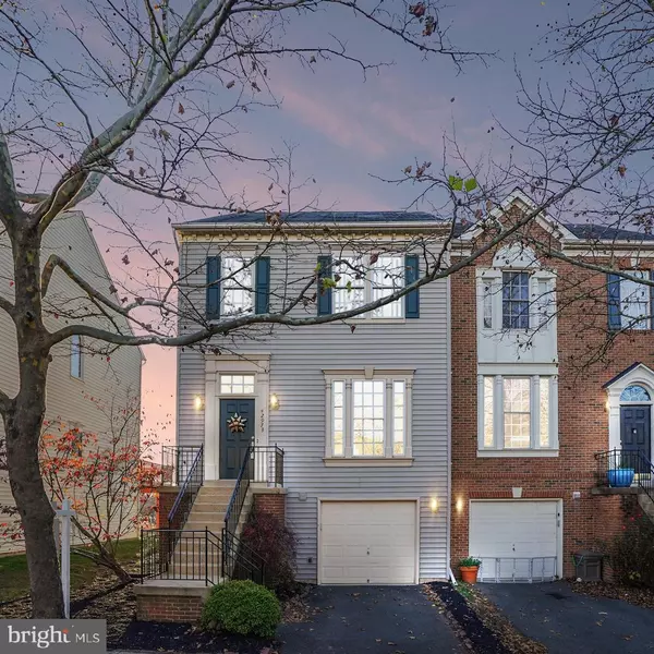 42973 GOLF VIEW DR, Chantilly, VA 20152