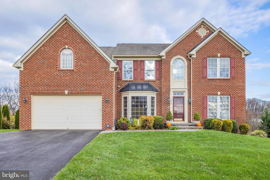 5320 COUNTRYSIDE DR, Kinzers, PA 17535