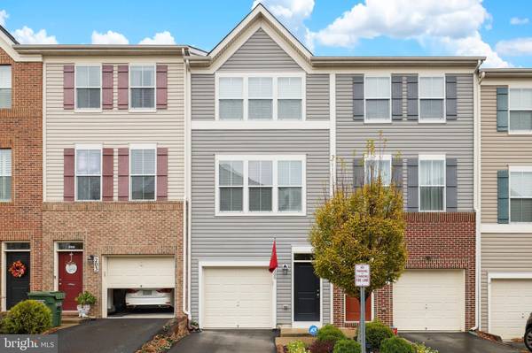 205 WOODSTREAM CIR #2984, Stafford, VA 22556