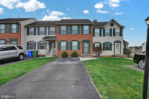 1248 WANDA DR, Hanover, PA 17331