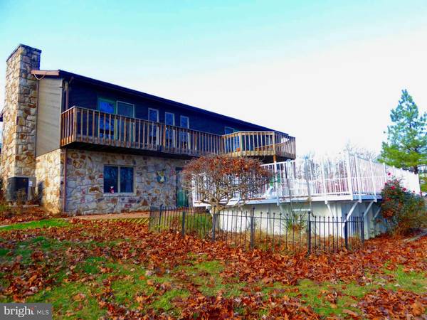 257 MULBERRY LN, Wiley Ford, WV 26767