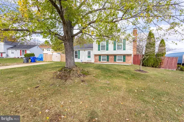 Waldorf, MD 20601,10804 STABLE CT