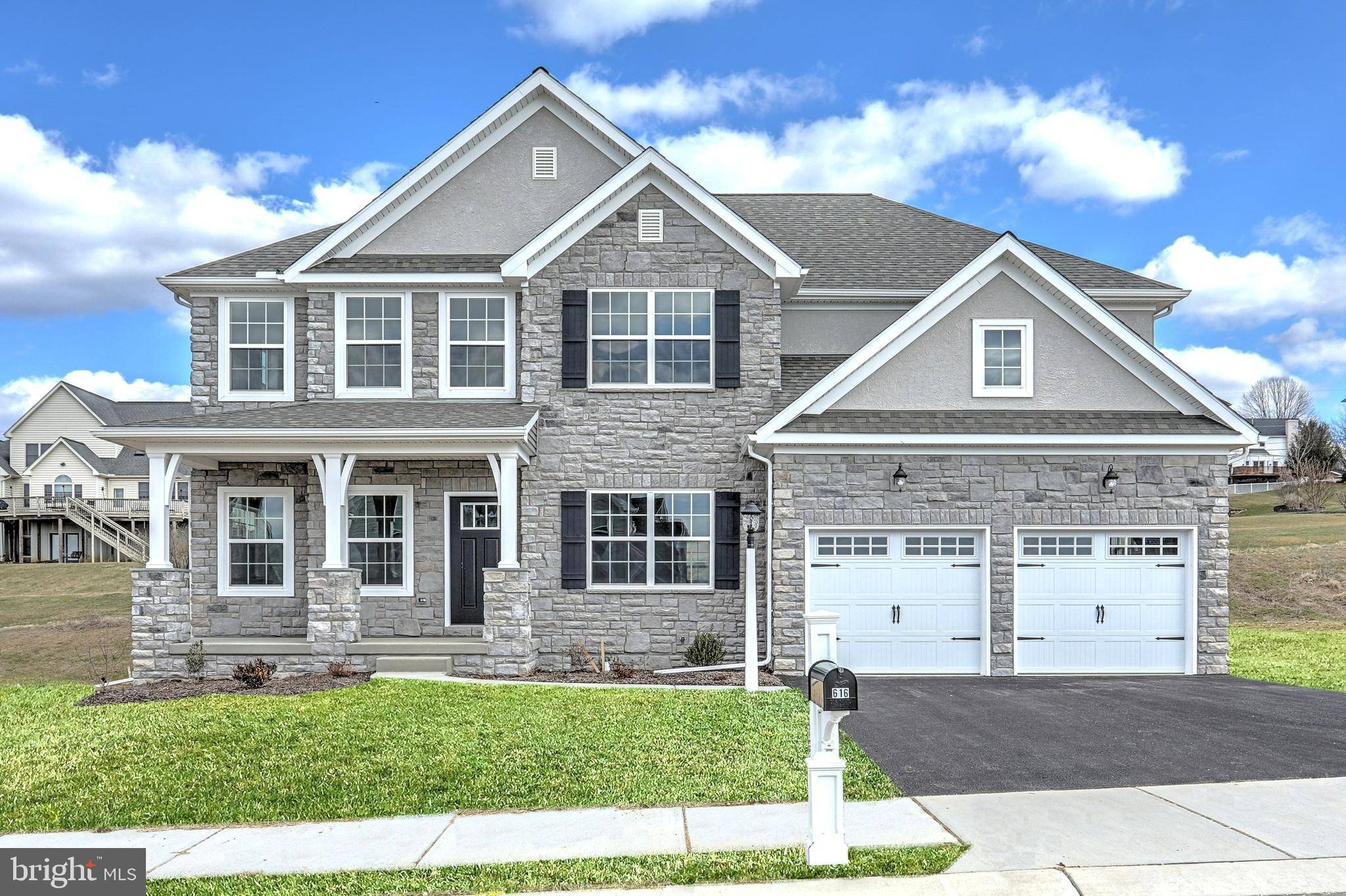 Quakertown, PA 18951,444 ENCLAVE DR #PARKER