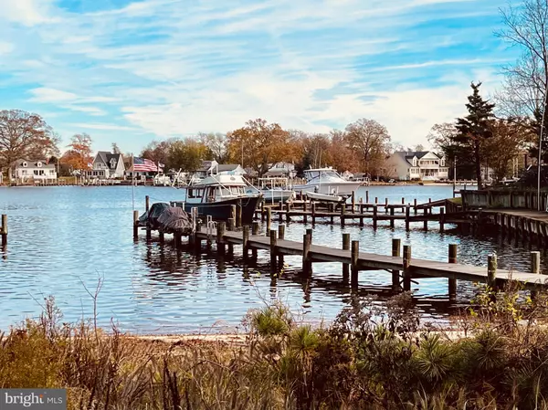 Pasadena, MD 21122,8156 FOREST GLEN DR