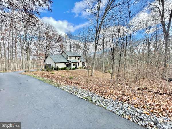 3953 W WEAVER ROAD, Greencastle, PA 17225