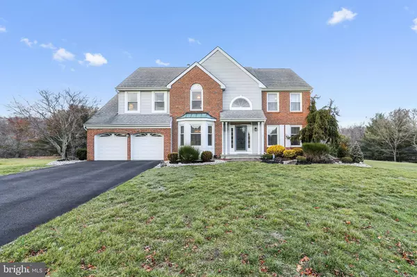 25 VAN ARSDALE CIR, Millstone Township, NJ 08535