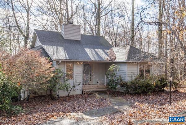 442 FOOTHILLS DR, Nellysford, VA 22958