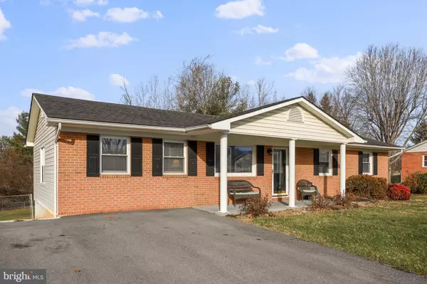 352 MILLER DR, Strasburg, VA 22657