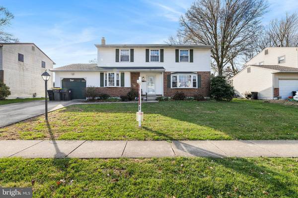 32 CORDELE RD, Newark, DE 19711