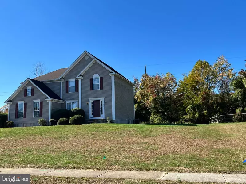 297 E DARBY CIR, Dover, DE 19904