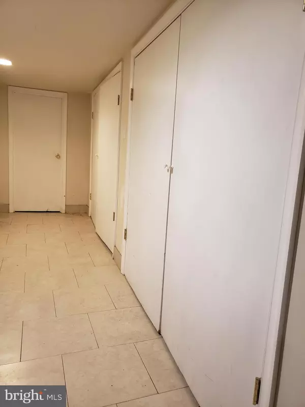 Philadelphia, PA 19145,2811 CANTRELL ST