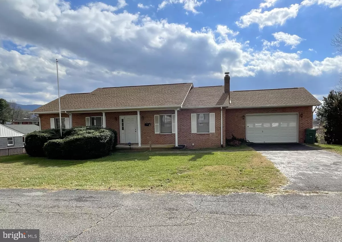 Luray, VA 22835,6 TERRACE LN