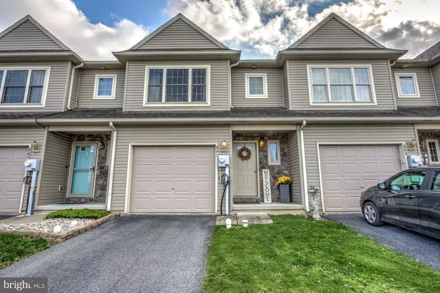 291 CEDAR HOLW, Manheim, PA 17545