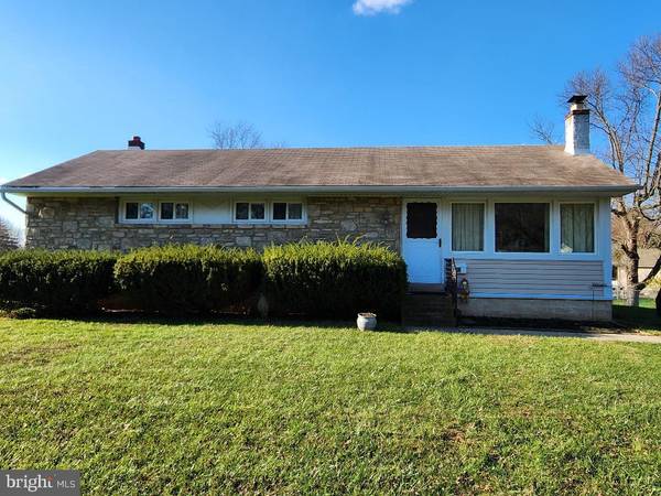 132 TALLY HO DR, Warminster, PA 18974