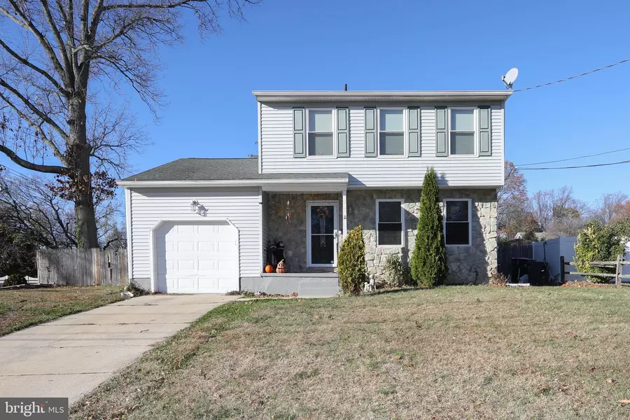 162 MORRIS AVE, Blackwood, NJ 08012