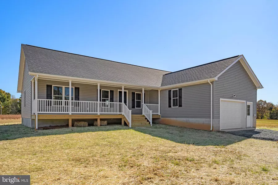 7295 CORNFIELD LN, Rhoadesville, VA 22542