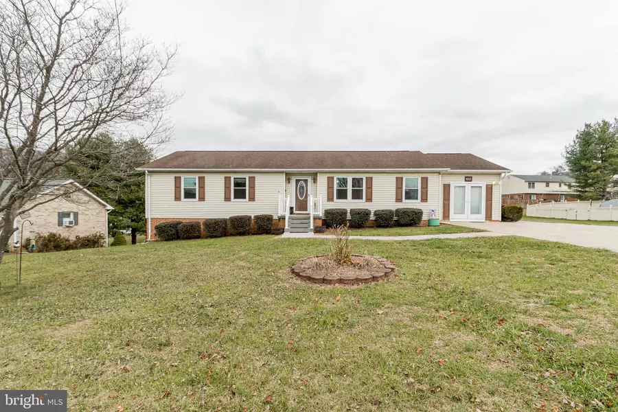 612 MEADOW LN, Front Royal, VA 22630