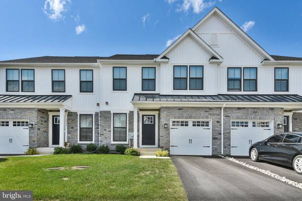 8047 MILLTOWN CIR, Cheltenham, PA 19012