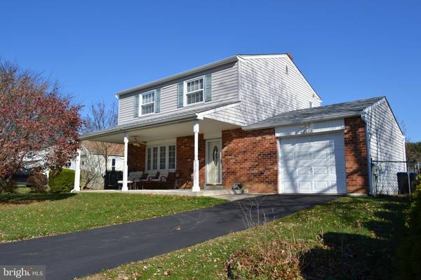 2625 MARLYN DR, Boothwyn, PA 19061