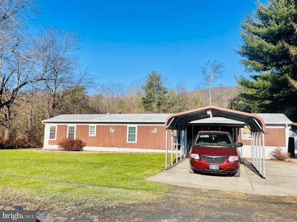 Nesquehoning, PA 18240,360 W RHUME ST