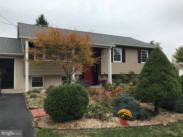 117 DENTON AVE, State College, PA 16803