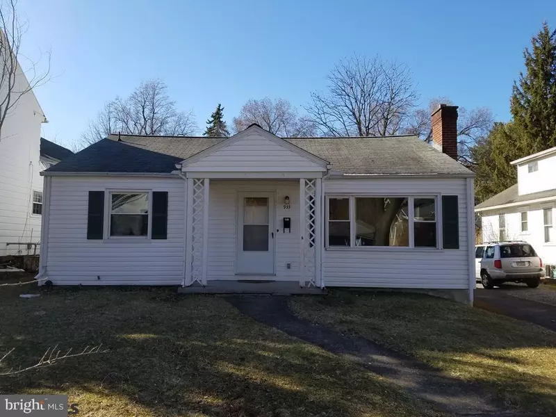 933 W BEAVER AVE, State College, PA 16801