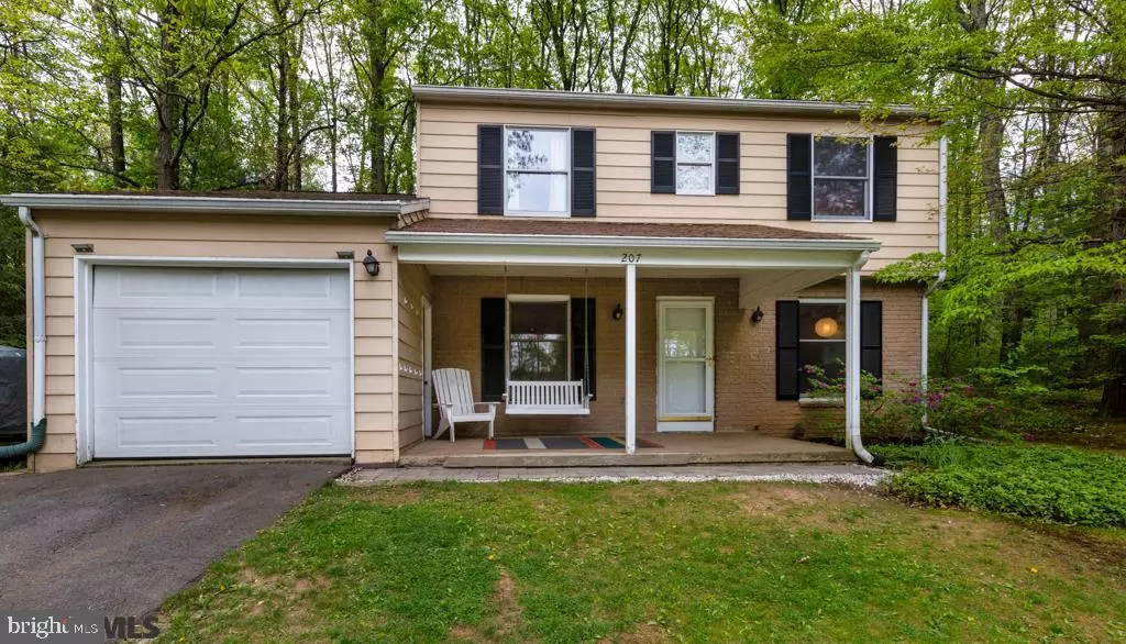 207 BELLVUE CIR, State College, PA 16803